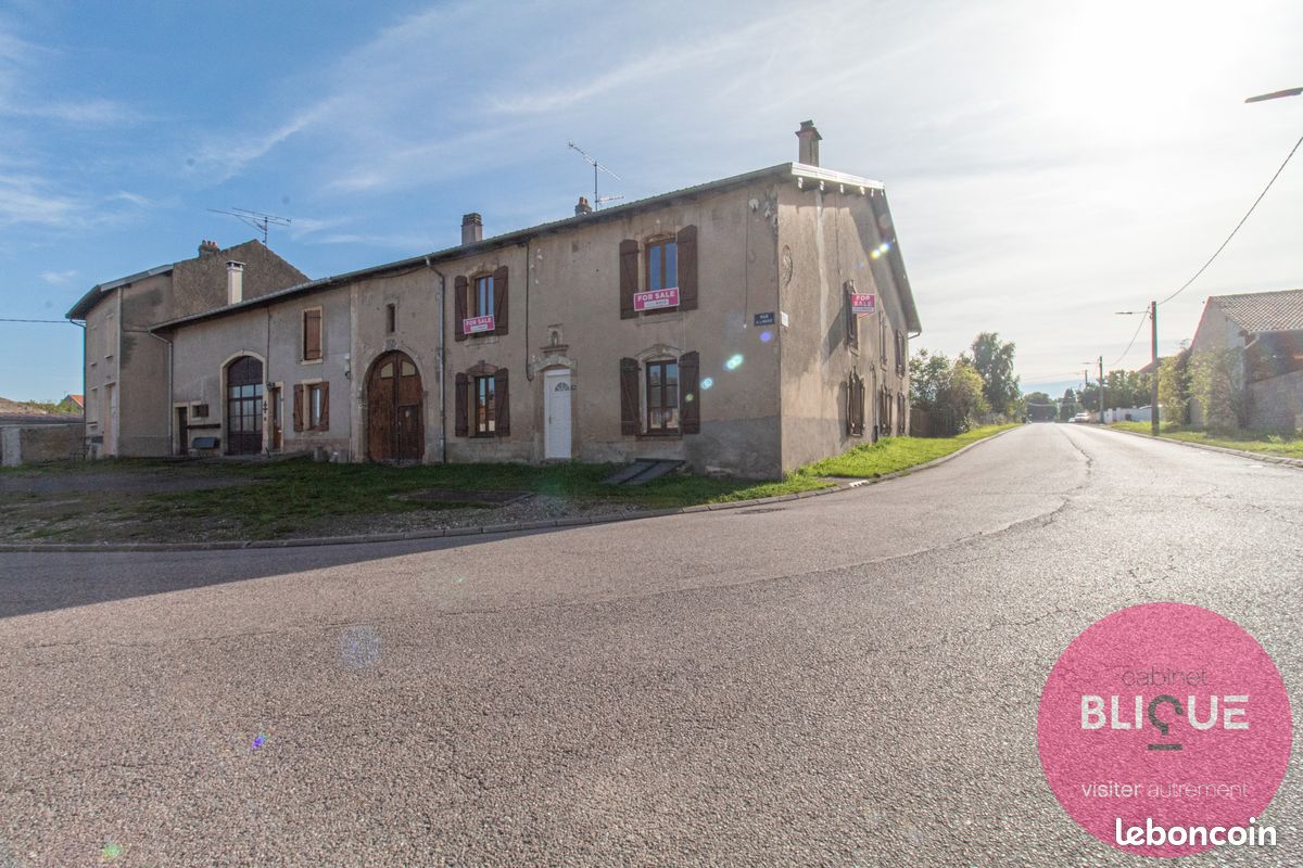 Maison 10 pièces 300 m² · à Marainviller · 300 m² · 129 000 €