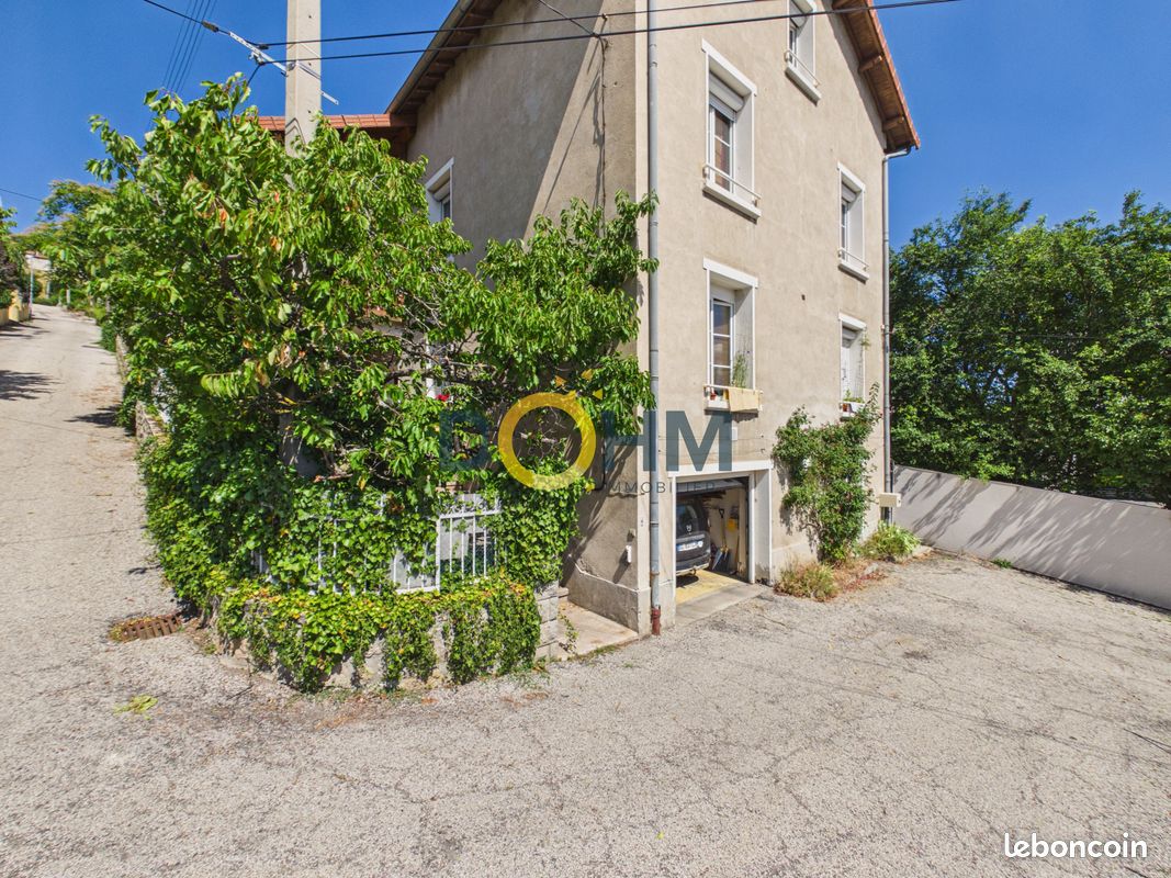 Maison 12 pièces 199 m² · à Le Puy-en-Velay · 199 m² · 237 000 €