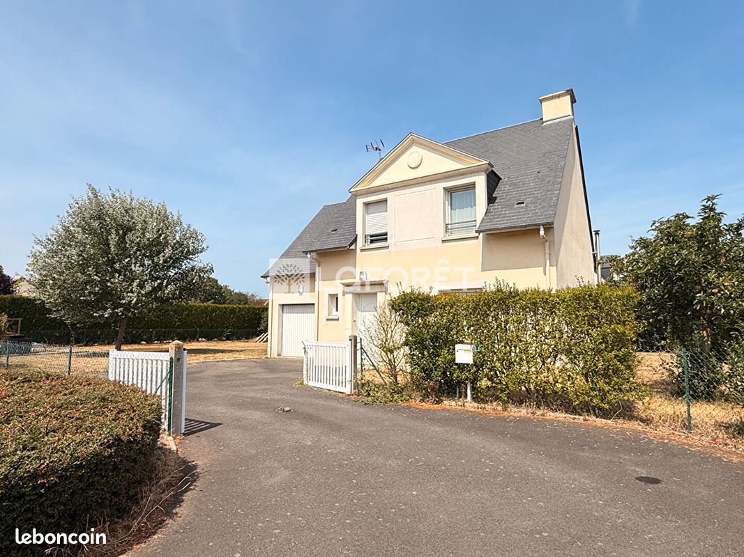 Maison 5 pièces 101 m² · à Émiéville · 101 m² · 274 900 €