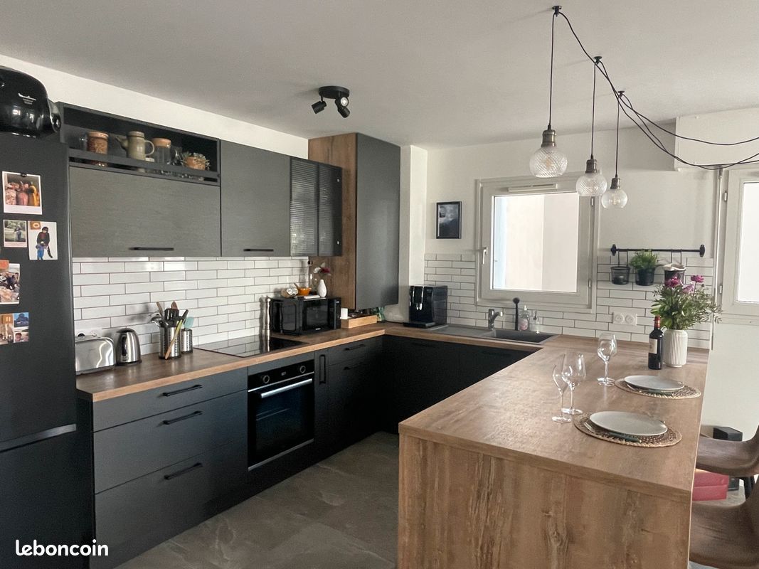 Parking 3 pièces 79 m² · à Montpellier · 79 m² · 1 380 €/mois