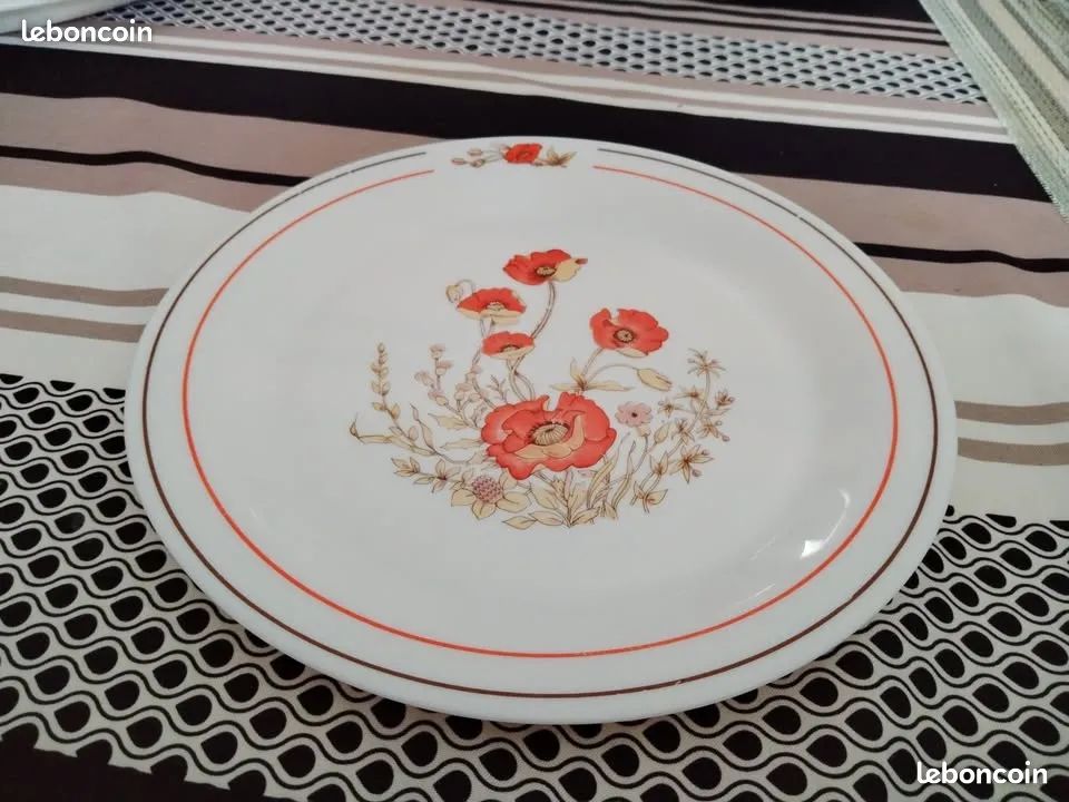 Plat Creux Arcopal 27,5 Cm – Marron, Finition Brillante, Vintage