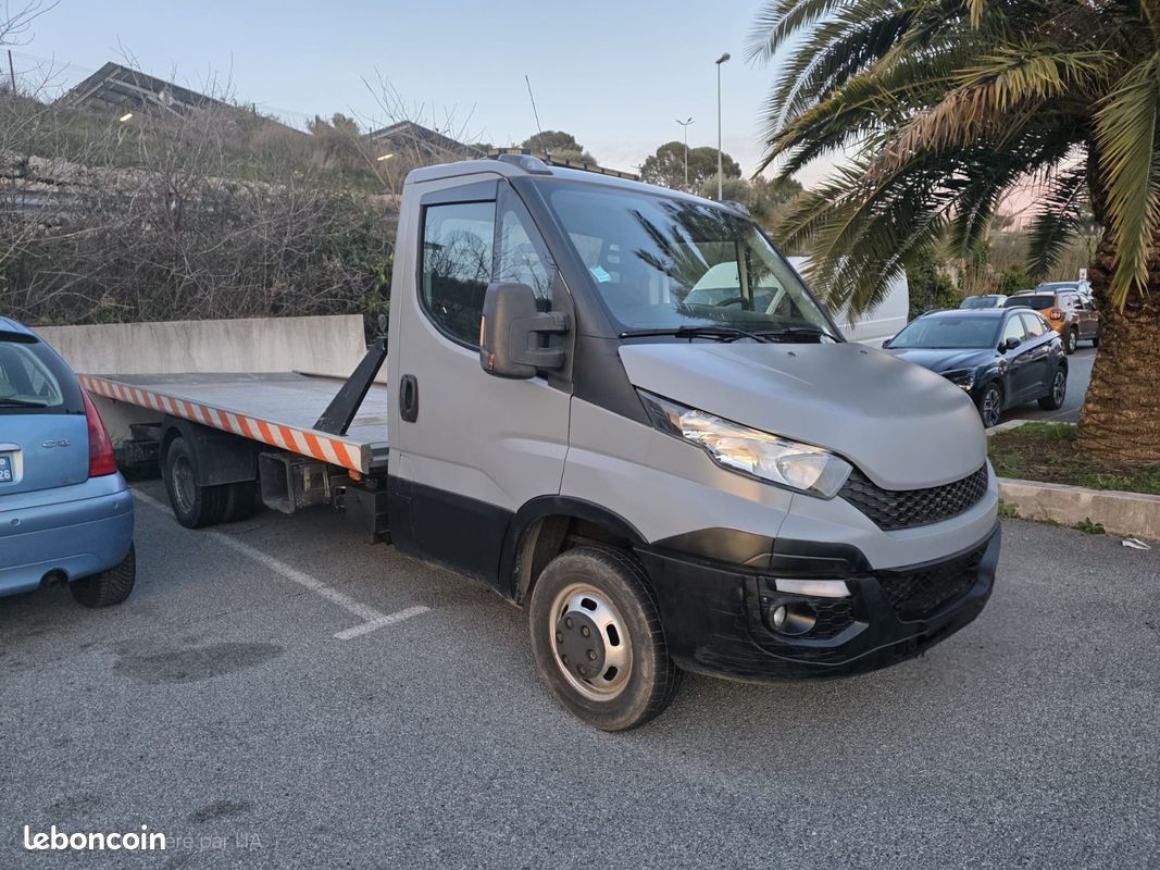 Iveco DAILY Porte voiture depanneuse basculant coulissant clim 3.0 150cv echange possible (image 2)
