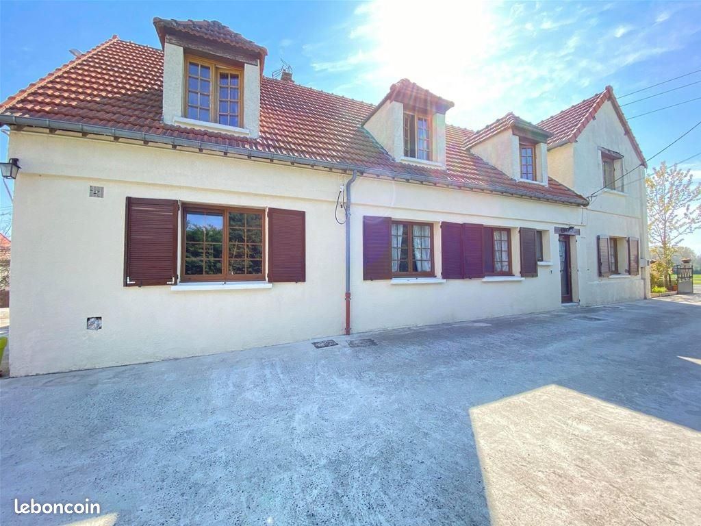 Maison 10 pièces 238 m² · à Athies-sous-Laon · 238 m² · 336 400 €