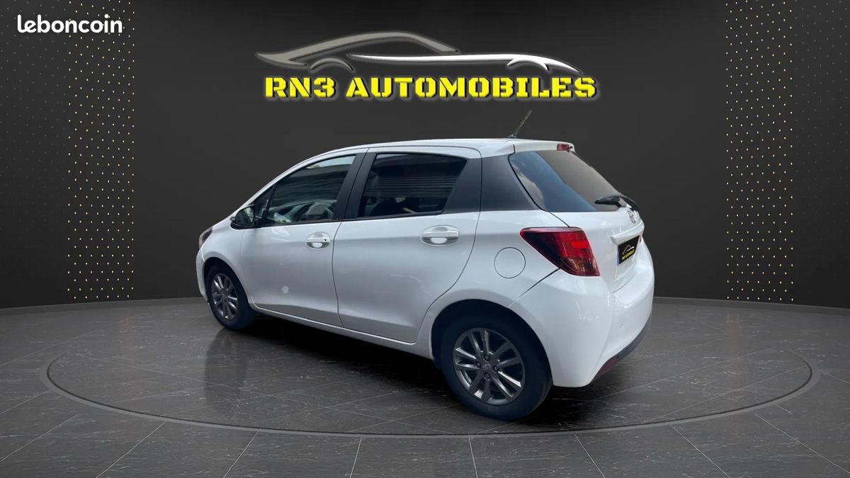 Toyota YARIS 69 VVT-I DYNAMIC 5P (image 2)