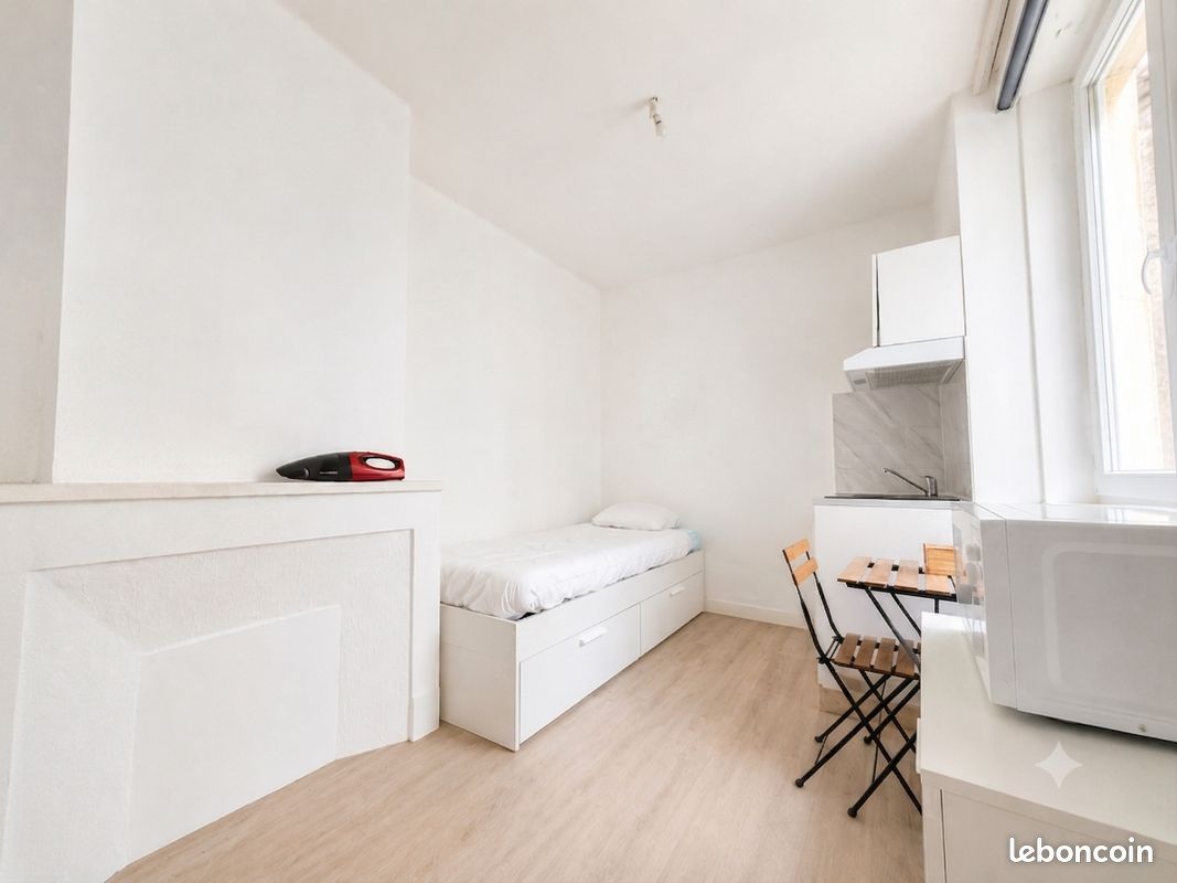 Appartement 1 pièce 12 m² · à Metz · 12 m² · 329 €