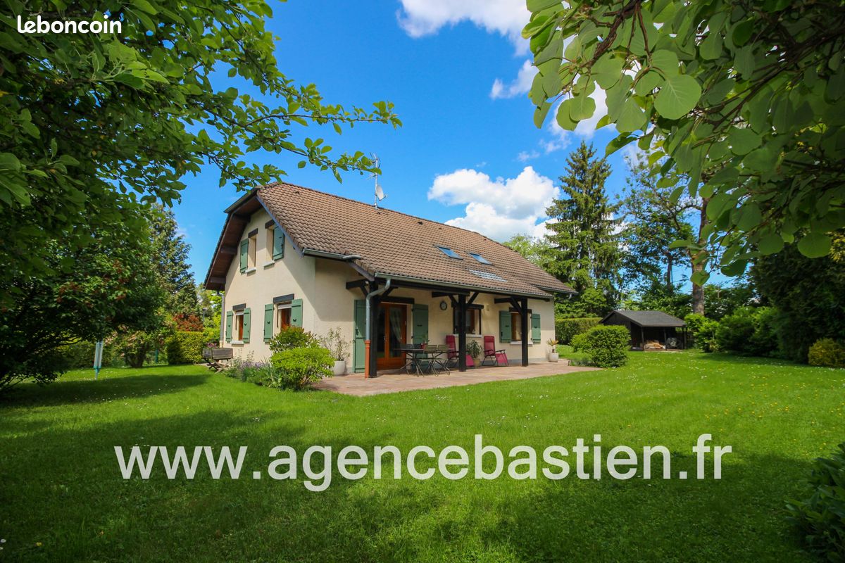 Maison 6 pièces 127 m² · à Saint-Genis-Pouilly · 127 m² · 729 000 €