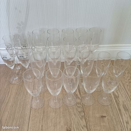 Lot De 4 Flûtes à Champagne En Cristal Sans Plomb 200 Ml – Design Diamants Écrasés, Élégantes Et Stables Pour Fêtes, Mariages, Noël Et Soirées Festives
