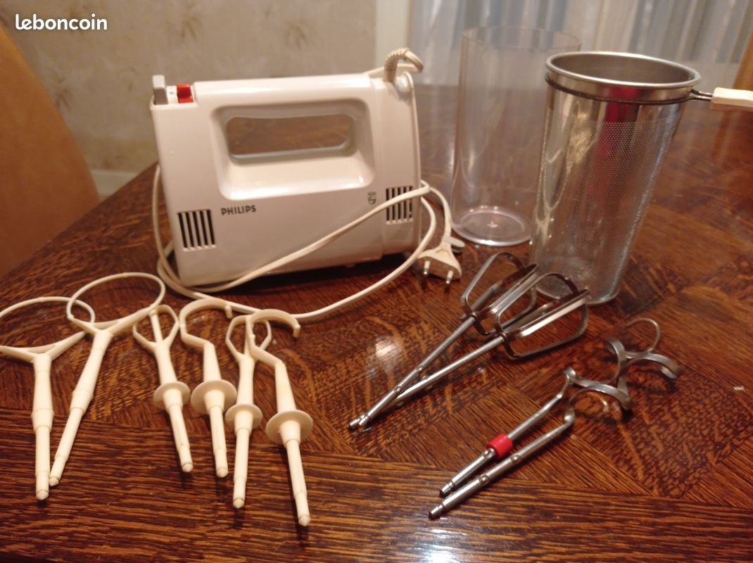 Batteur Philips HR1560 350w D'occasion - Parfait Pour Fouetter Et Mixer En Cuisine