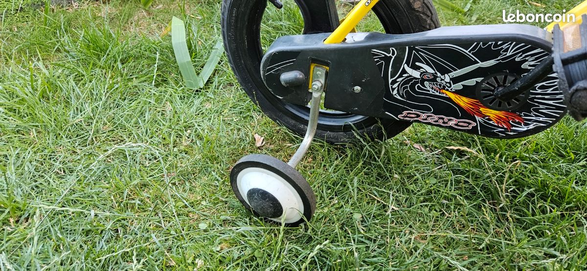 Velo enfant avec petite roue (image 2)
