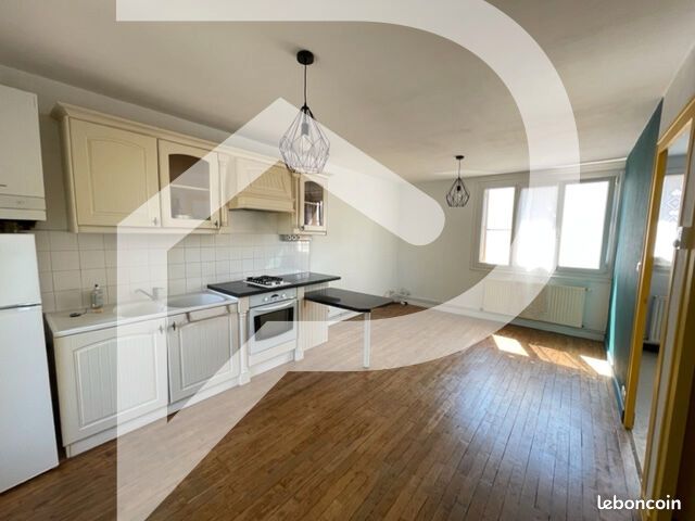 Appartement 2 pièces 39 m² · à Niort · 39 m² · 670 €