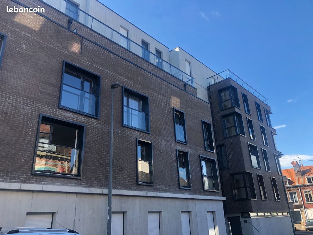 Appartement 2 pièces 64 m² · à Lille · 64 m² · 927 €