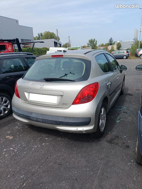 PEUGEOT 207 PHASE 1 1.4 HDI - 8V TURBO 1398cm3 2007 (image 3)