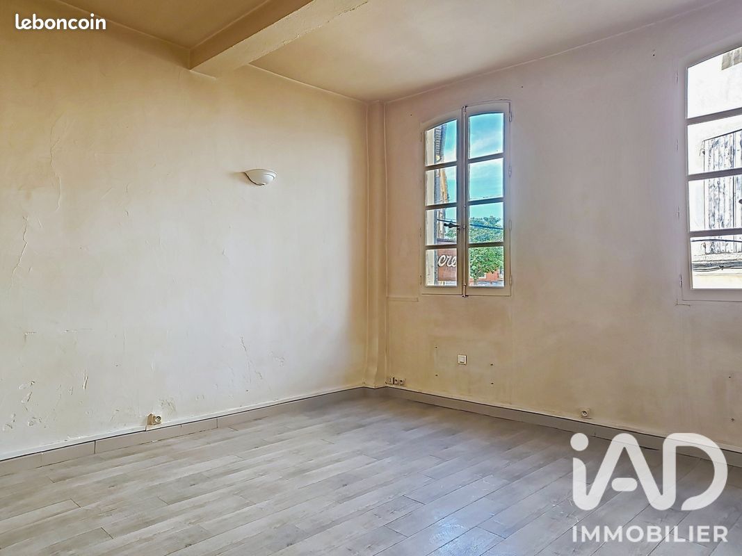 Appartement 1 pièce 38 m² · à Carpentras · 38 m² · 56 000 €