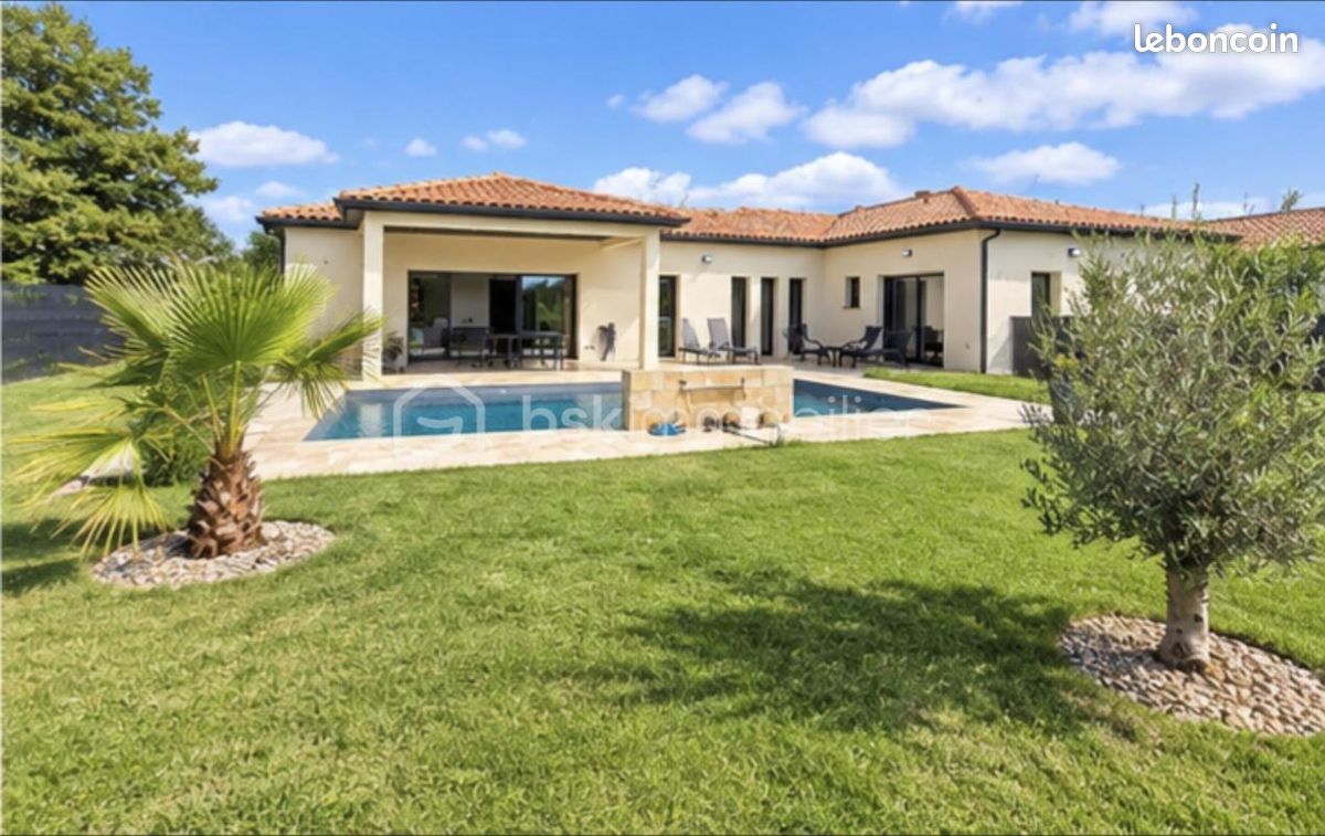 Maison 5 pièces 150 m² · à Saint-Étienne-de-Tulmont · 150 m² · 453 000 €