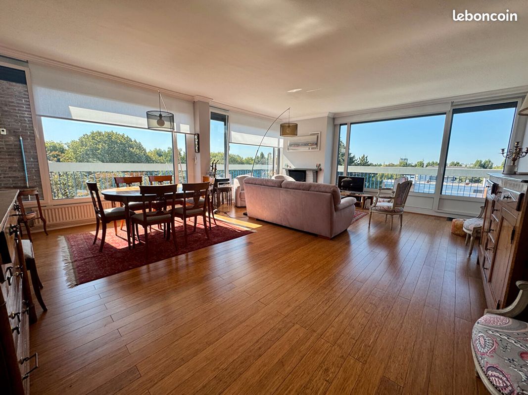 Appartement 5 pièces 159 m² · à Roubaix · 159 m² · 450 000 €