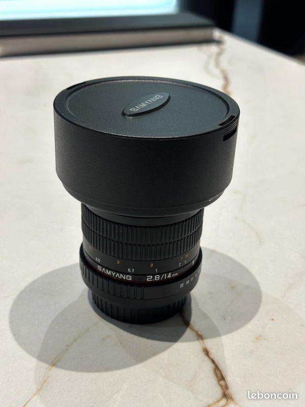 Samyang 14mm f/2.8 – Comme neuf – Ultra Grand-Angle (image 1)