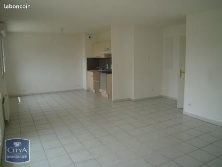 Appartement 3 pièces 67 m² · à Arras · 67 m² · 740 €