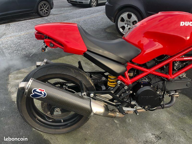 Ducati monster 695 (image 3)