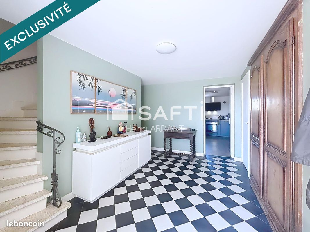 Maison 6 pièces 194 m² · à Limoges · 194 m² · 263 000 €