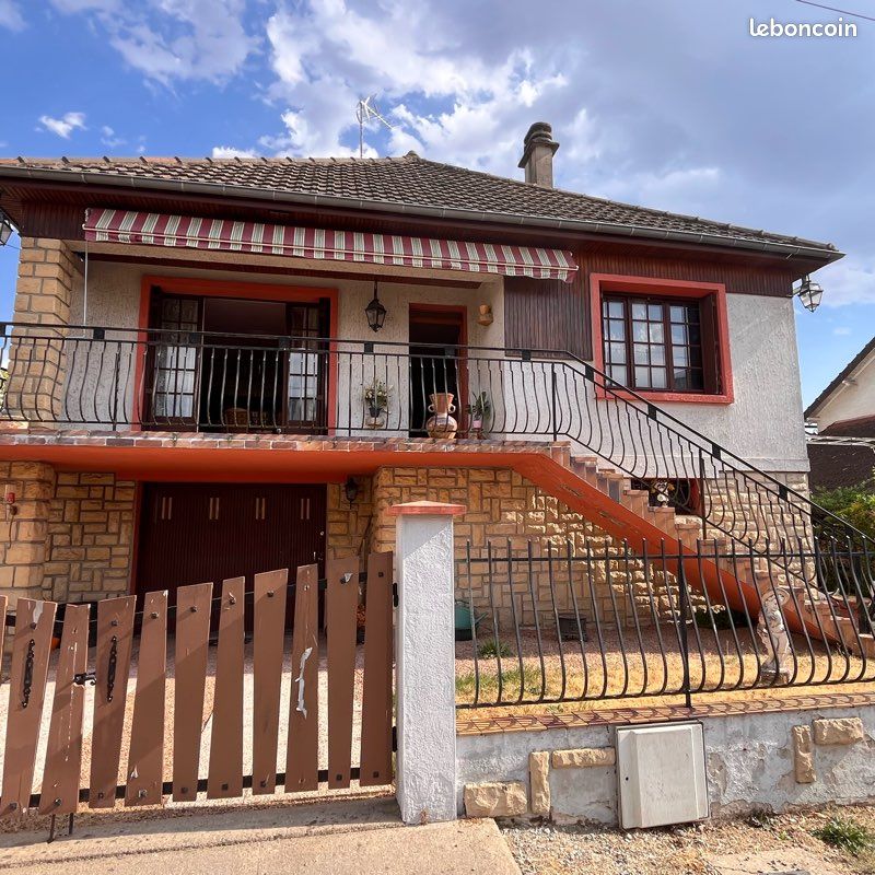 Maison 5 pièces 109 m² · à Moulins · 109 m² · 123 000 €