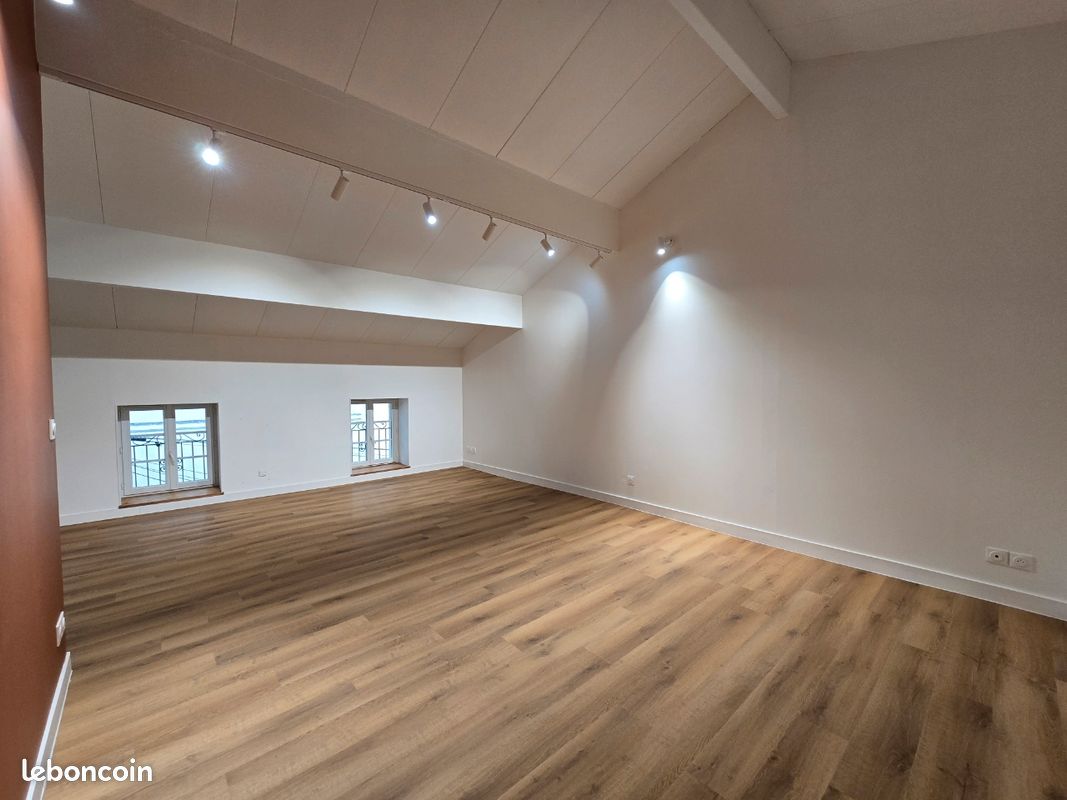 Appartement 3 pièces 80 m² · à La Couronne · 80 m² · 690 €/mois
