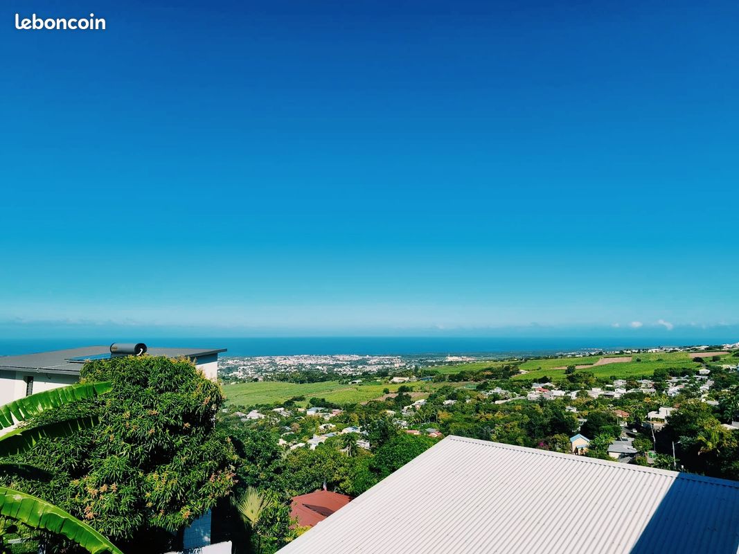 Terrain 422 m² · à Saint-Louis · 422 m² · 102 600 €