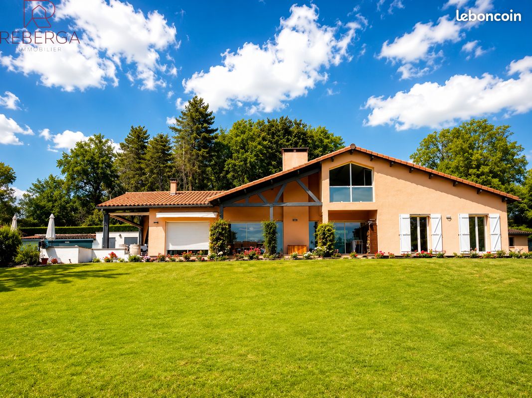 Maison 7 pièces 235 m² · à Pont-de-Larn · 235 m² · 890 000 €