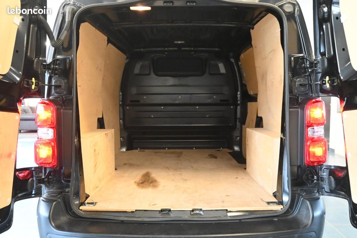 Citroën Jumpy FOURGON FGN M BLUEHDI 180 S&S EAT8 DRIVER (image 15)