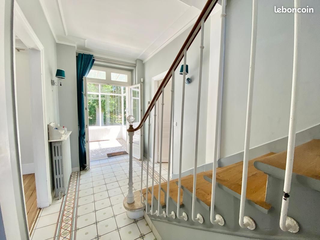 Maison 6 pièces 241 m² (image 4)