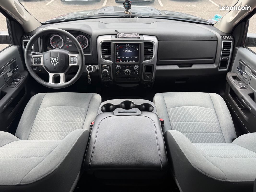 Dodge RAM 1500 4.7 V8 HEMI 401ch 1 ère main + TVA récupérable + Pas de Malus (image 5)