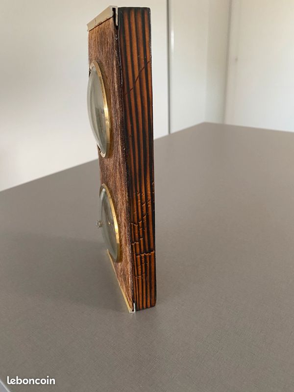 Antique sculpture de Brienz thermomètre et baromètre (D'occasion) à
