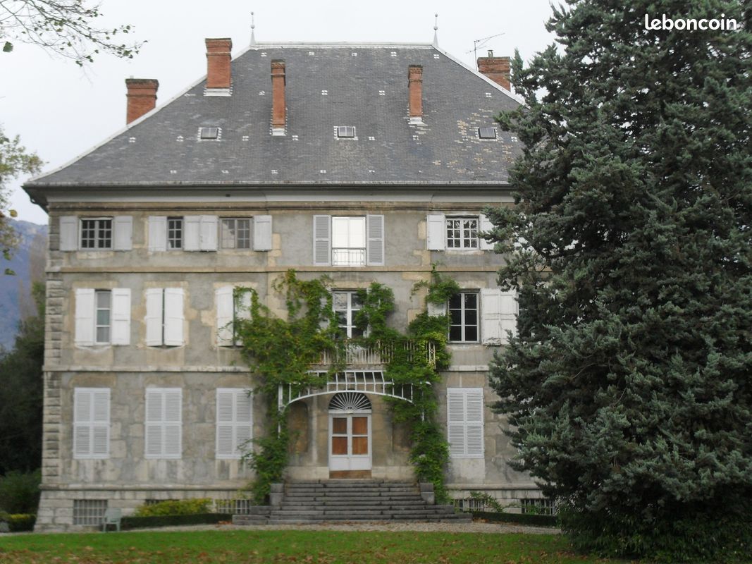 Appartement 4 pièces 127 m² · à Varces-Allières-Et-Risset · 127 m² · 1 170 €/mois