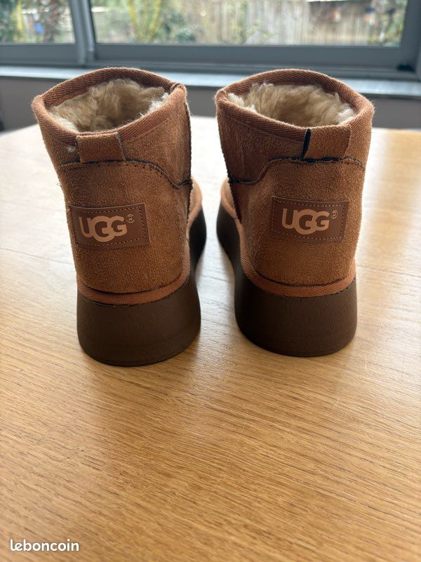 Bottes UGG neuves 36 (image 2)