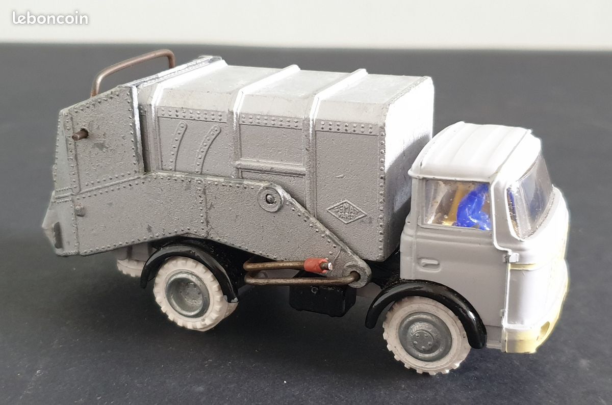 Dv11734 France Jouet Camion Grue Berliet Gak Ref