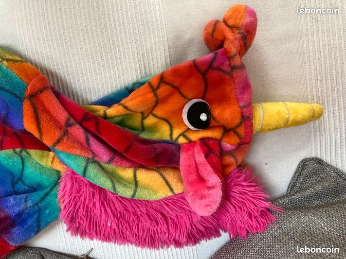 Joli Combi pyjama, surpyjama ou déguisement licorne multicolore
