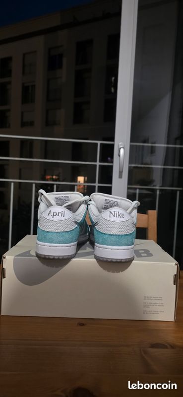 Nike dunk low april (image 6)