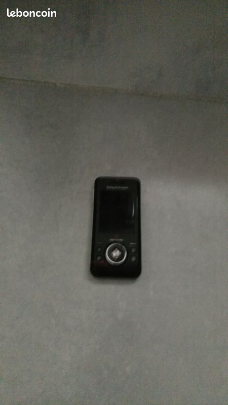 Un téléphone ancien (image 2)