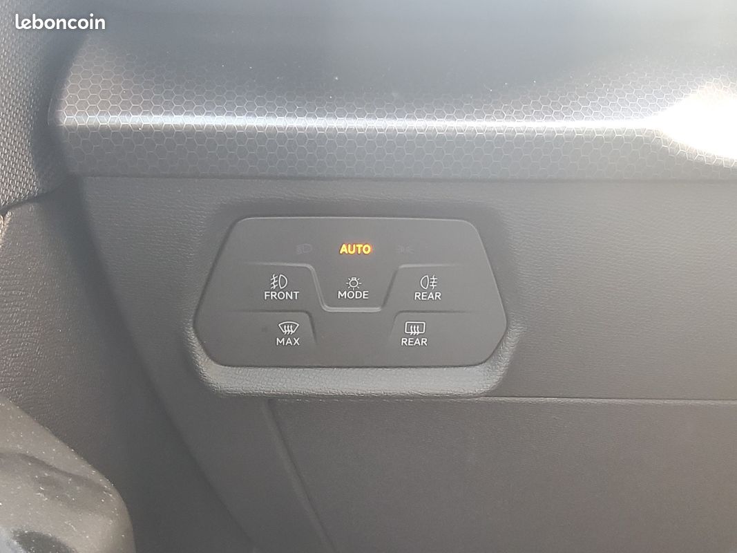 SEAT LEON 1.0 eTSI 110 DSG7 COPA PRIX HT VENTE EXPORT - 3 ANS MAROC ALGÉRIE TUNISIE (image 10)