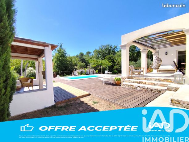 Propriété 5 pièces 170 m²