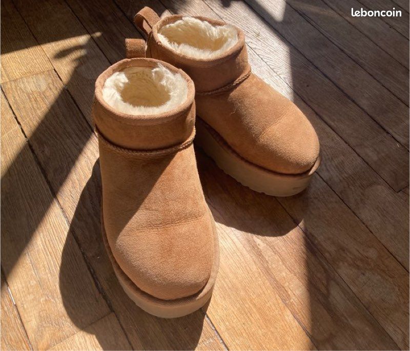 UGG Classic Ultra mini basses plateforme (image 1)