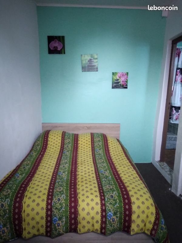 Location F2 (image 3)