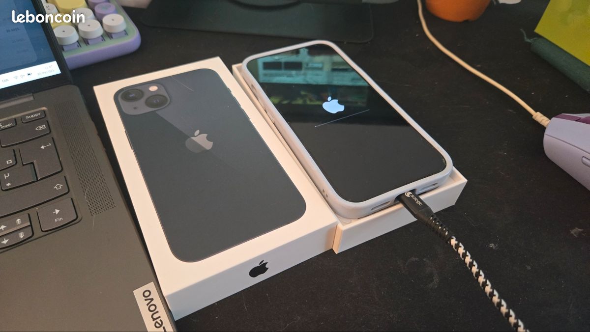 IPhone 13 (image 2)