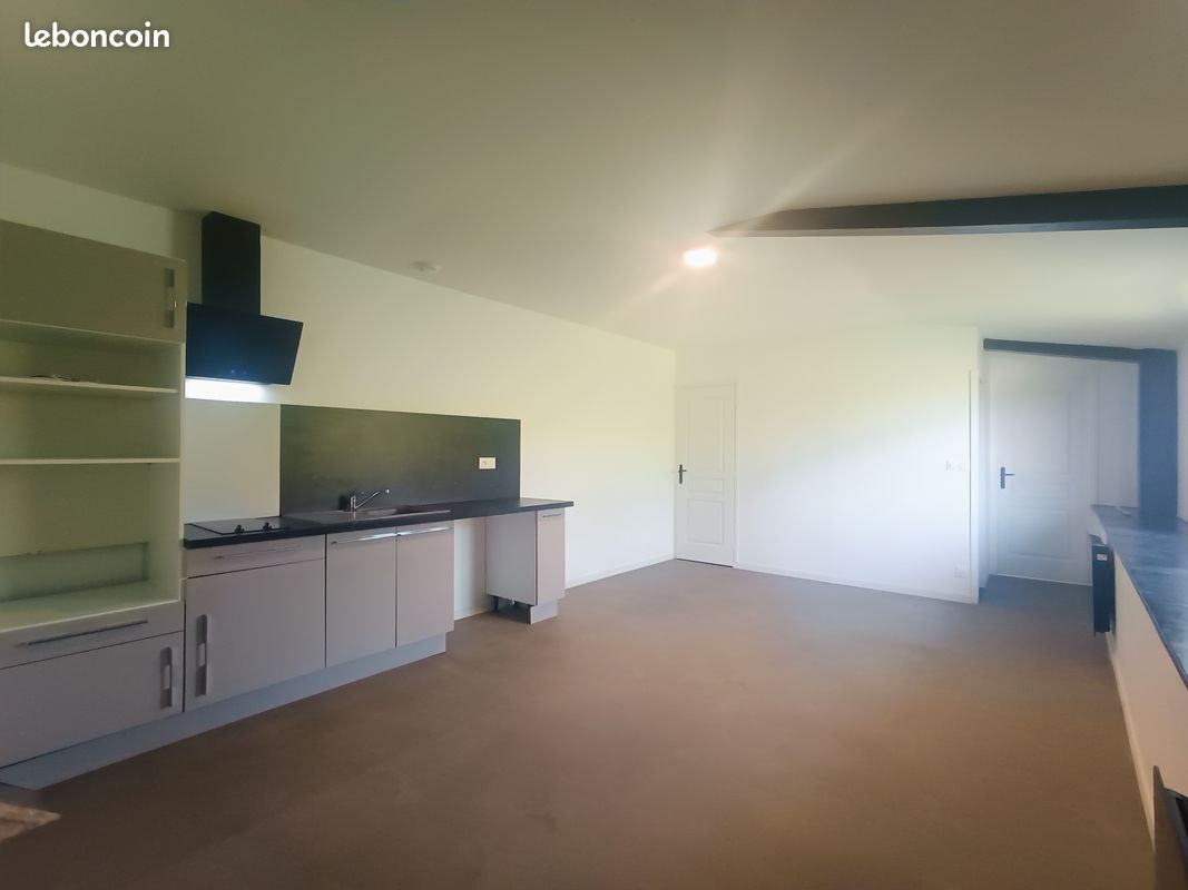 Maison 3 pièces 70 m² · à Touvre · 70 m² · 750 €