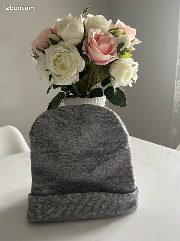 Bonnet Lee Cooper Regis - Gris Cendre Uni - Matière Synthétique (50% Viscose, 27% Polyamide, 23% Polyester)