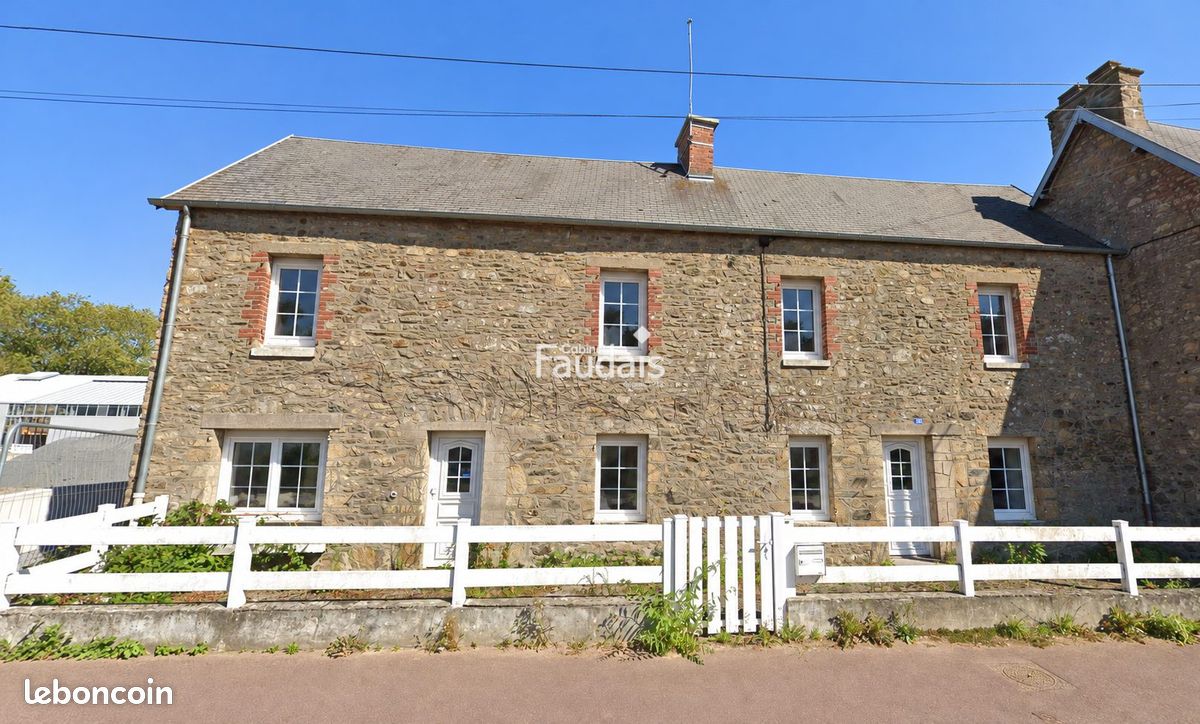 Maison 5 pièces 98 m² · à Coutances · 98 m² · 160 000 €