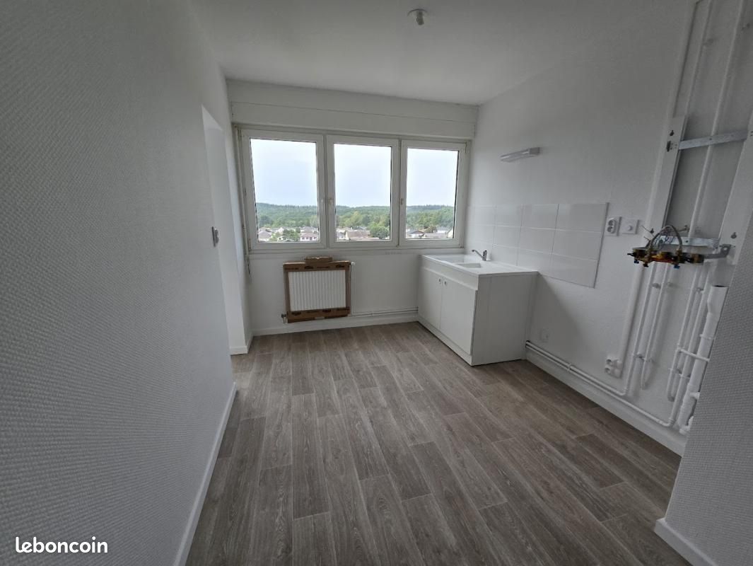 Appartement 5 pièces 108 m² · à Creutzwald · 108 m² · 554 €