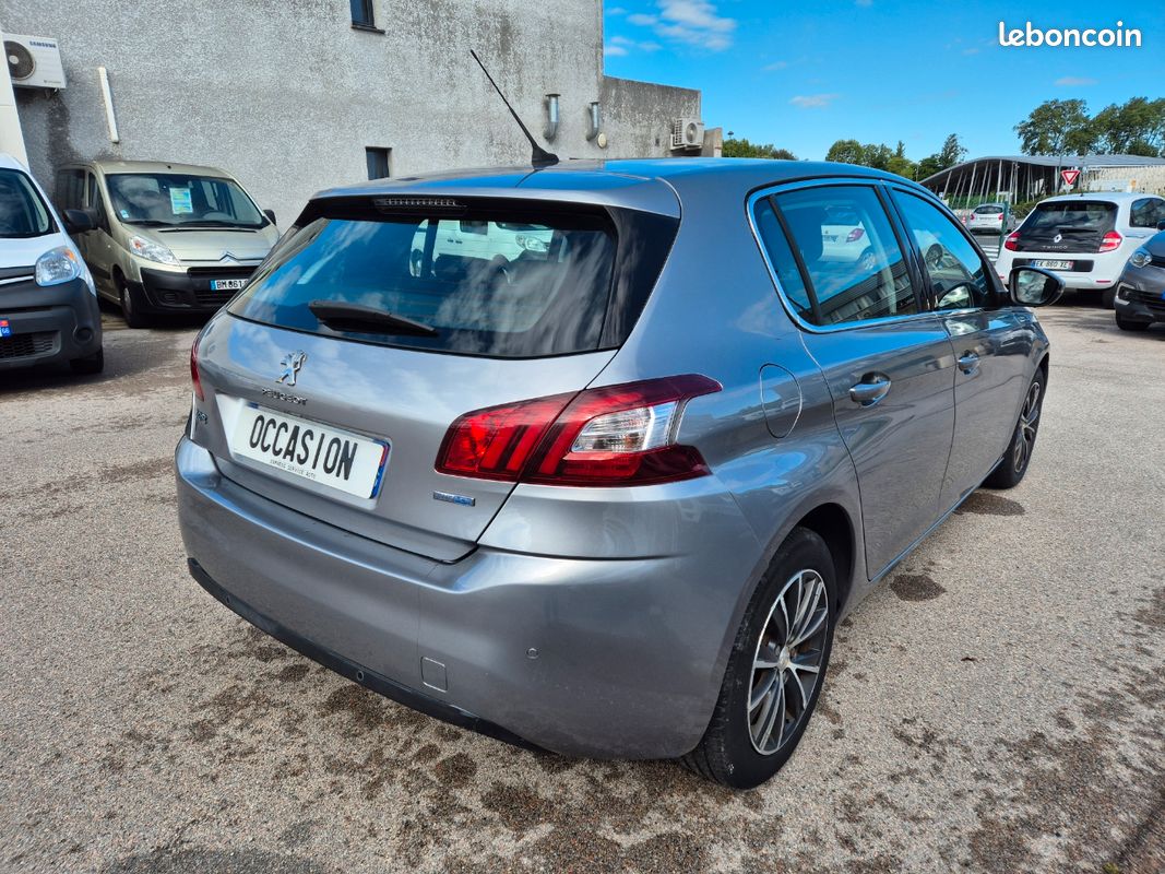 Peugeot 308 1.6 blue hdi 120 fap allure eat6 (image 4)