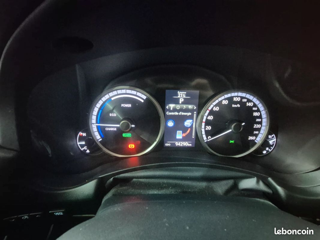 LEXUS NX 2.5 Hybrid 197ch F SPORT - 2016 - 95 000 km - CarPlay - Toit panoramique - Jantes alliage (image 11)
