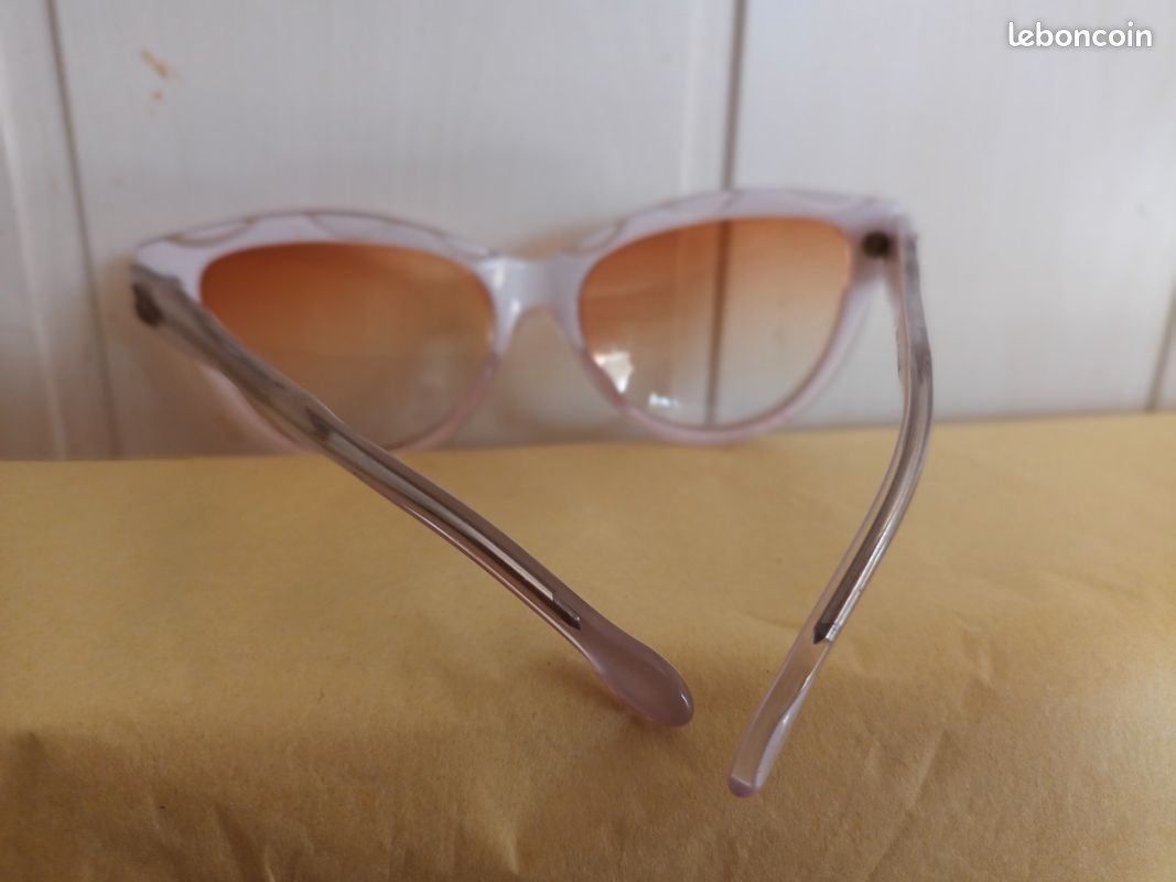 Lunettes De Soleil Betsey Johnson Neuves Avec étiquettes - Verres Marron Dégradé, Protection UV 100%