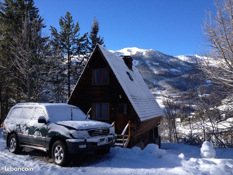 Allos disponible adorable chalet bois particulier convenant jusqu’à 6 personnes idéal SKI / RANDONNÉES / VACANCES EN FAMILLE (image 1)